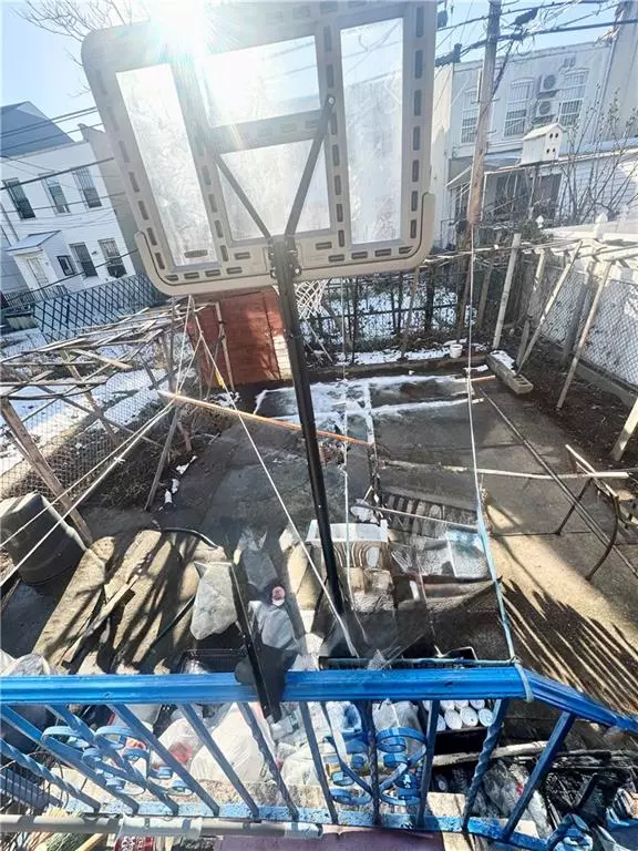 Brooklyn, NY 11204,2058 65th ST