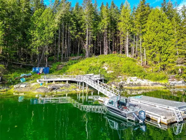 Bamfield, BC V0R 2B0,Lot E Cheeyah Island