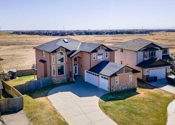 431 Railway PL SE,  Langdon,  AB T0J 1X1