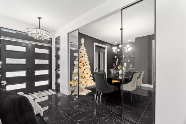 Lambton Shores, ON N0M 1T0,10143 Pinery Bluffs RD