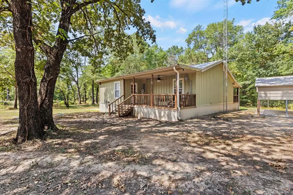 Ivanhoe, TX 75447,720 County Road 2220