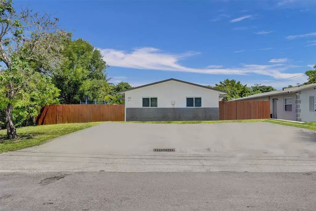 Pompano Beach, FL 33060,209 NE 9th St
