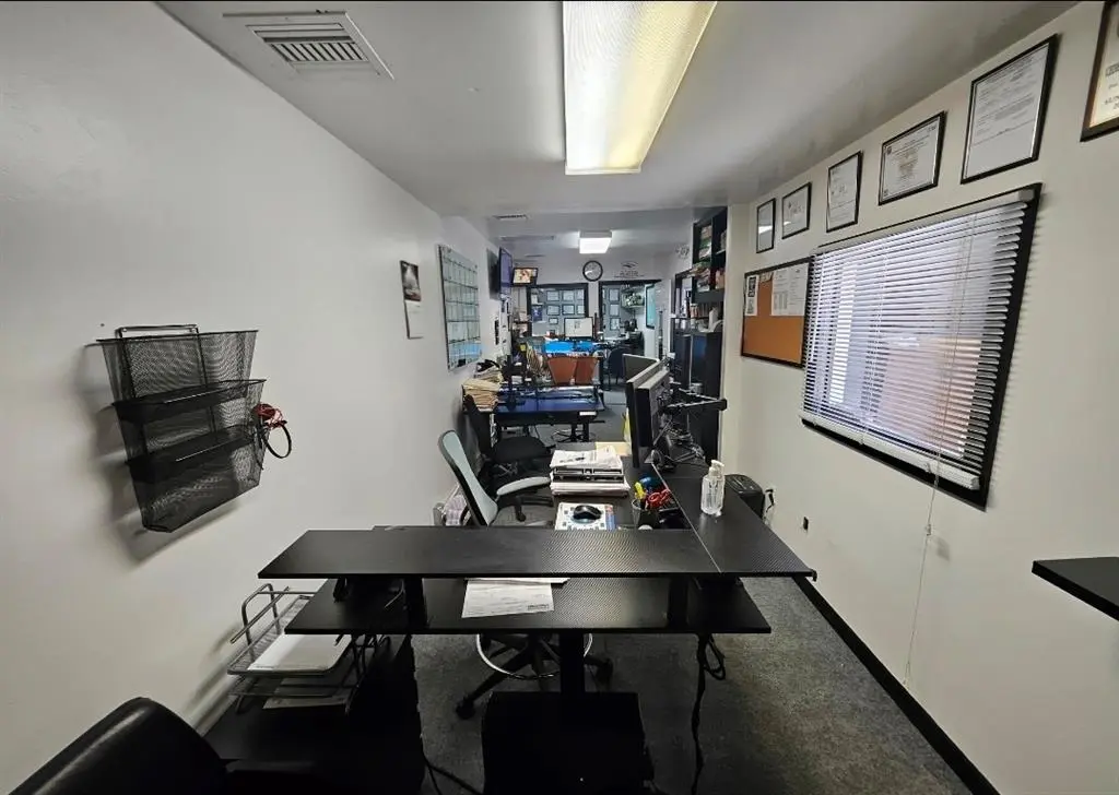 Davie, FL 33317,Address not disclosed