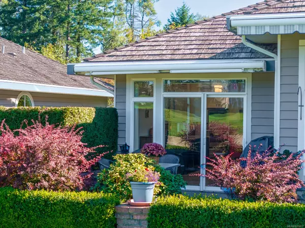 Courtenay, BC V9N 9X7,3399 Crown Isle Dr #353