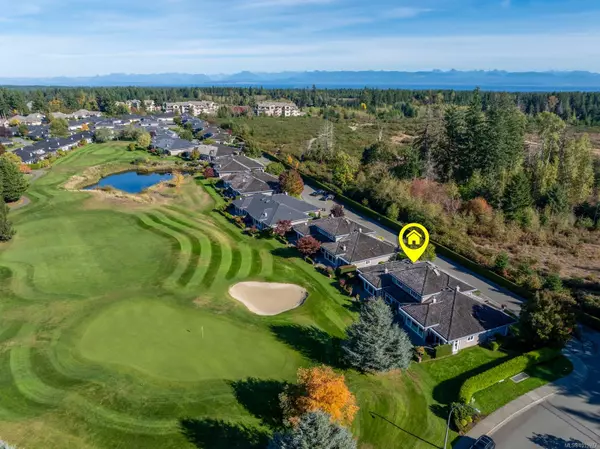 Courtenay, BC V9N 9X7,3399 Crown Isle Dr #353