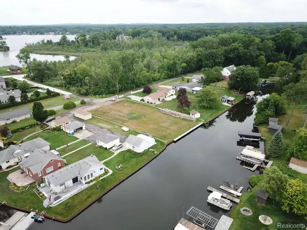 Commerce Twp, MI 48390,000 DRIBURG