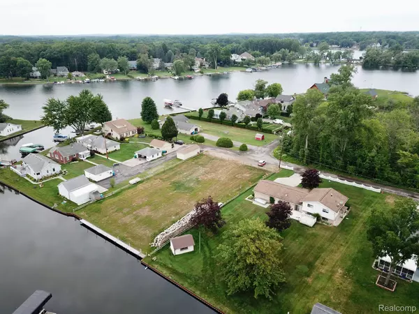 Commerce Twp, MI 48390,000 DRIBURG