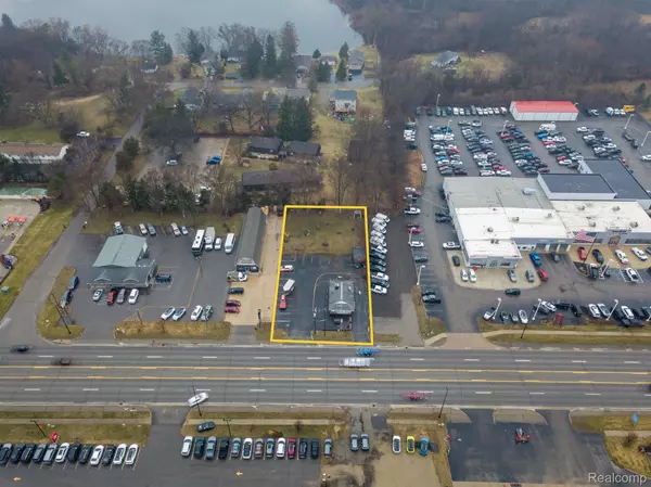 Highland, MI 48356,2535 E HIGHLAND RD