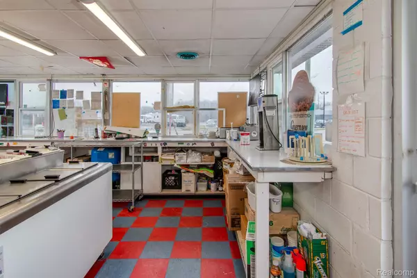 Highland, MI 48356,2535 E HIGHLAND RD