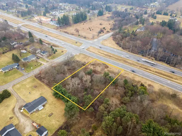 Hartland, MI 48353,000 HIGHLAND RD