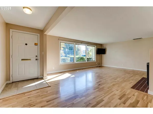 Eugene, OR 97401,529 ANTELOPE WAY