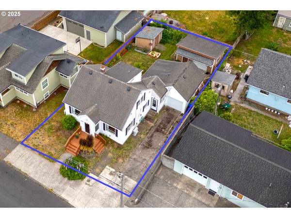 1706 5TH ST, Tillamook, OR 97141