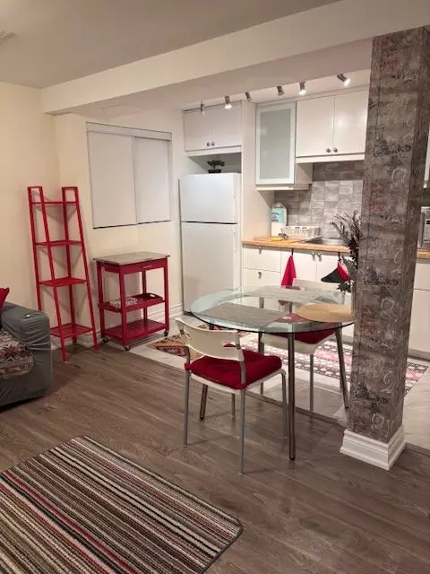 Toronto E05, ON M1W 2N2,72 Dusay PL #21