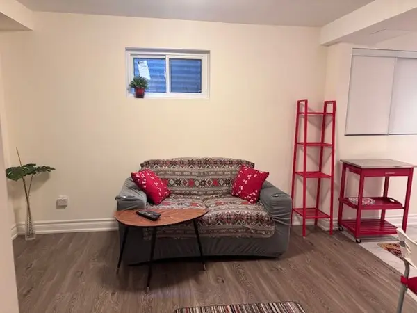 Toronto E05, ON M1W 2N2,72 Dusay PL #21