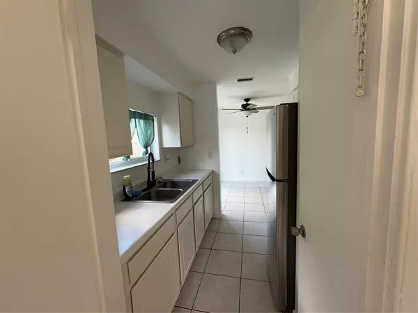 Cooper City, FL 33328,9421 SW 52nd