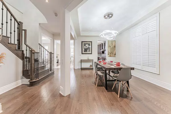 Vaughan, ON L0J 1C0,61 Ross Vennare CRES