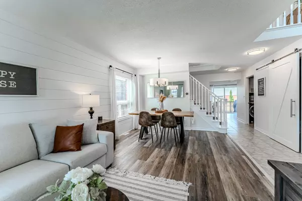 Barrie, ON L4M 7J1,14 Regina RD