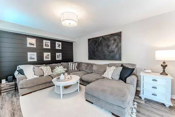 Barrie, ON L4M 7J1,14 Regina RD