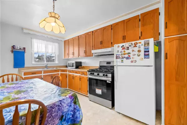 Brampton, ON L7A 1E6,12164 Hurontario ST