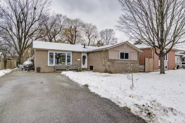 10 Evesham CRES, Brampton, ON L6T 3M3