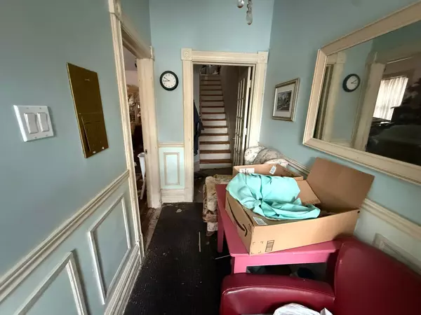 Glebe - Ottawa East And Area, ON K1S 2J5,25 Third AVE