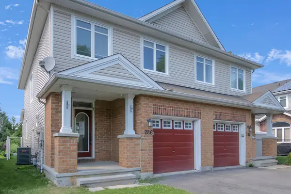 Blossom Park - Airport And Area, ON K1T 4G8,286 Parkin CIR