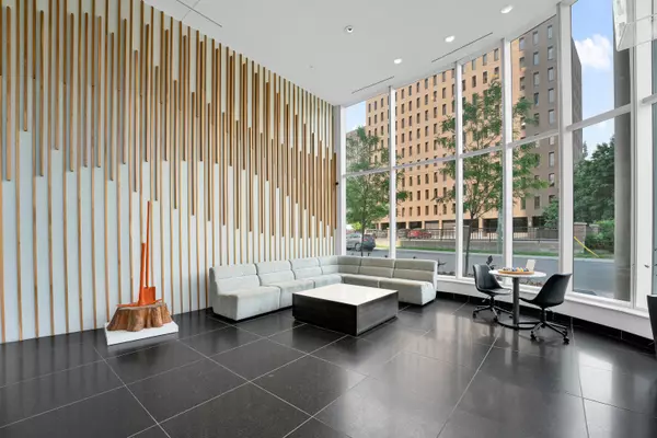 Dows Lake - Civic Hospital And Area, ON K1S 5W9,805 Carling AVE #3406