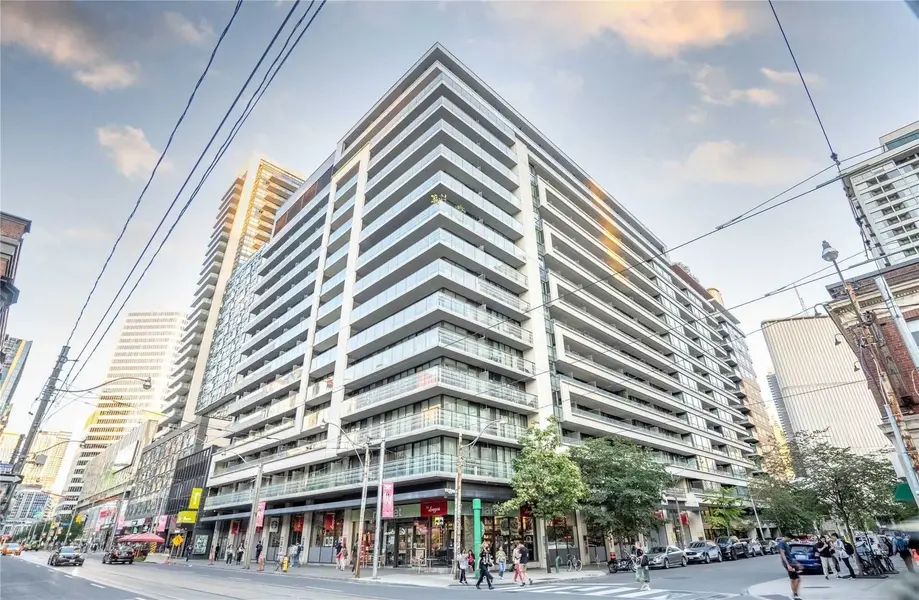 111 Elizabeth ST #820, Toronto C01, ON M5G 1P7