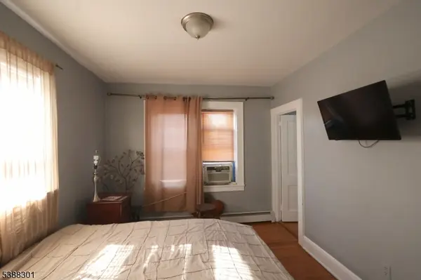 Cranford Twp., NJ 07016,38 North Ave #1