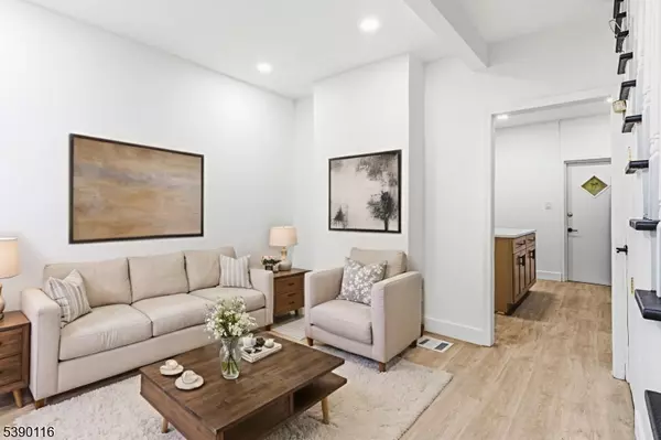 Plainfield City, NJ 07063,312 Monroe Ave