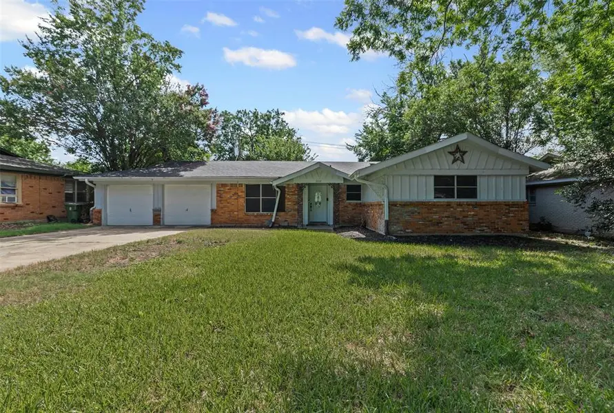 3312 Henry Drive, Richland Hills, TX 76118