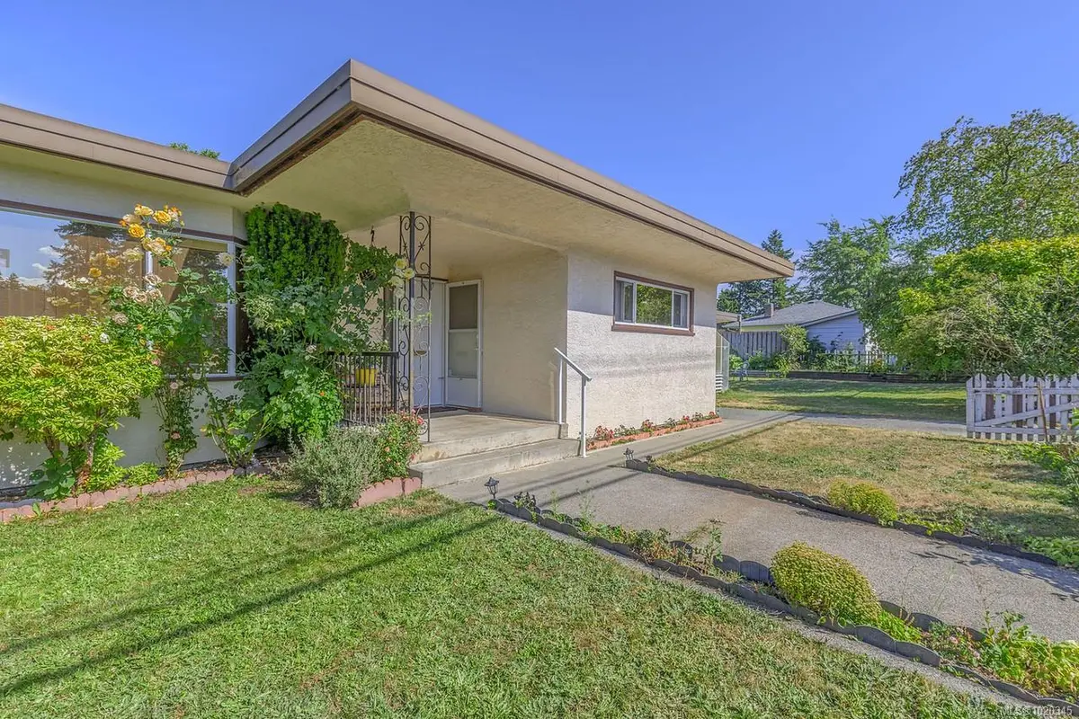 Nanaimo, BC V9S 4V5,1212 Waddington Rd