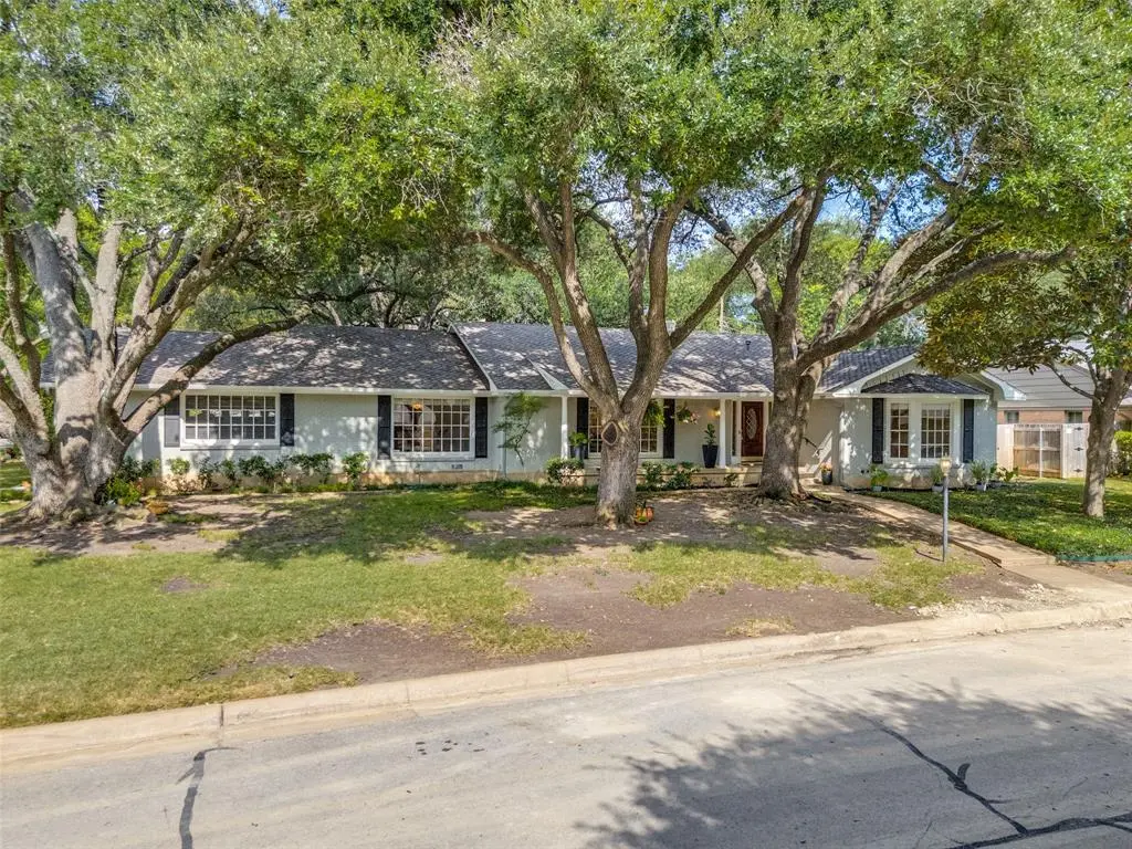 Fort Worth, TX 76109,3816 Trails Edge Road