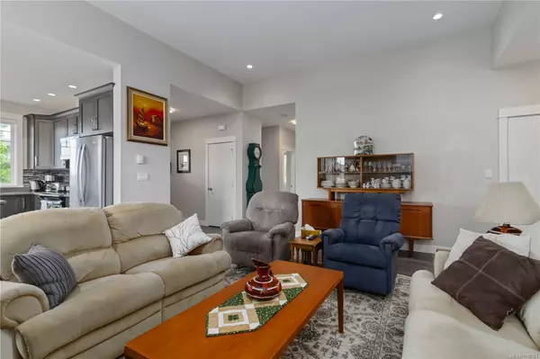 Colwood, BC V9C 0L9,3479 Sparrowhawk Ave