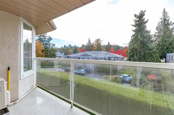 Qualicum Beach, BC V9K 1Y7,134 Fifth Ave E #303