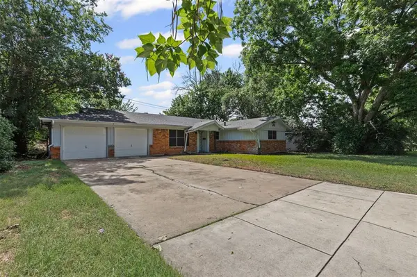 Richland Hills, TX 76118,3312 Henry Drive