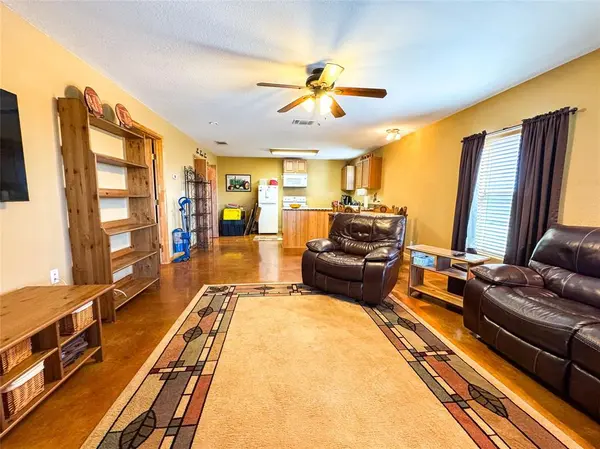 Haskell, TX 79521,911 County Road 210