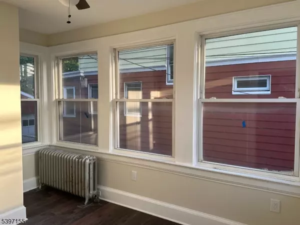 Irvington Twp., NJ 07111,92 Harrison Pl #1