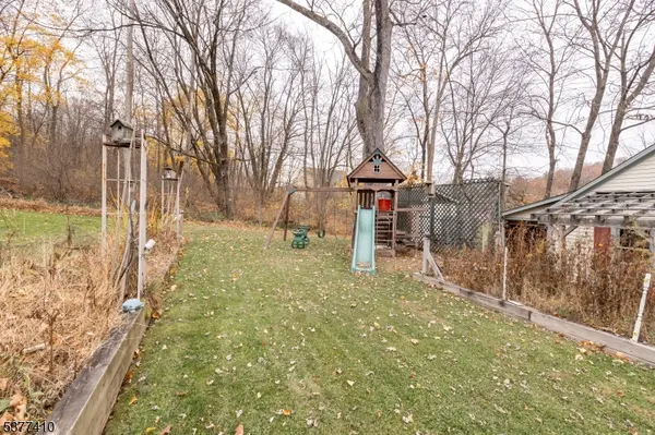 Oxford Twp., NJ 07863,76 Washington Ave