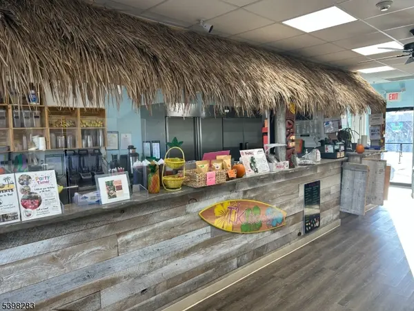 Totowa Boro, NJ 07512,534 Union Blvd