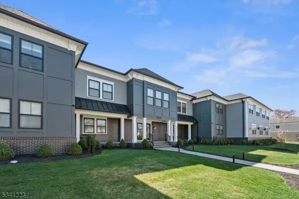 Westfield Town, NJ 07090,214 E Grove St #107