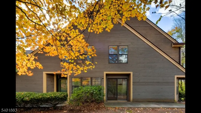 21 Plymouth Aly, Unit F #F, West Milford Twp., NJ 07480