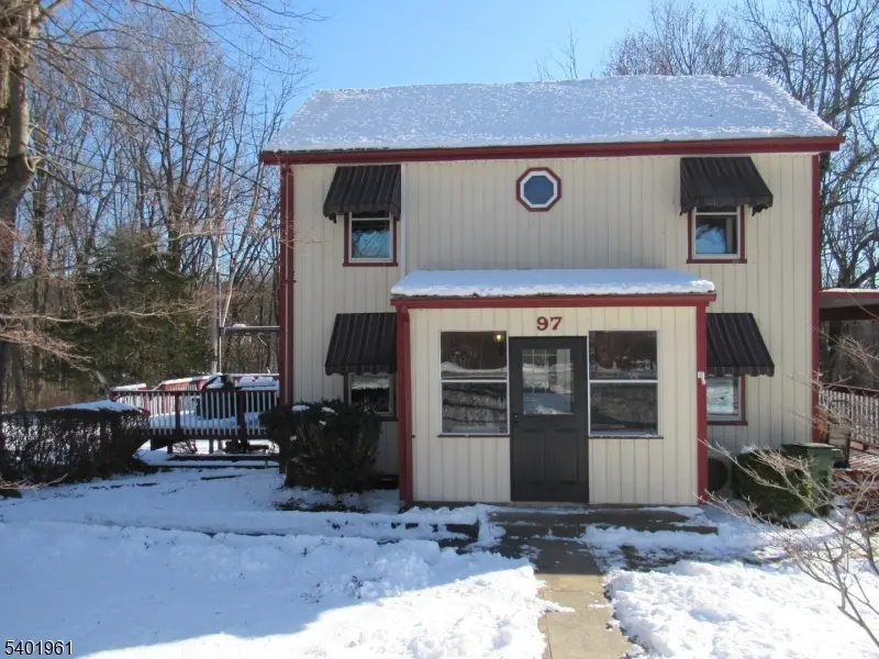 97 Hickory Corner Rd, Alexandria Twp., NJ 08848