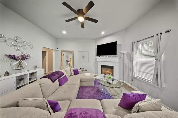 Dallas, TX 75212,5312 Black Hawk Street