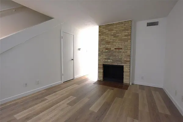 Dallas, TX 75219,4033 Gilbert Avenue #104