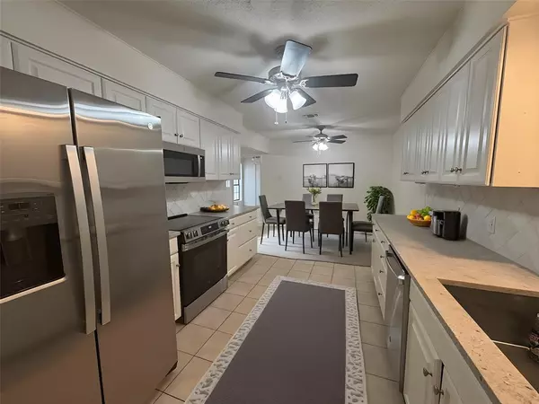 Fort Worth, TX 76109,4910 Arborlawn Drive