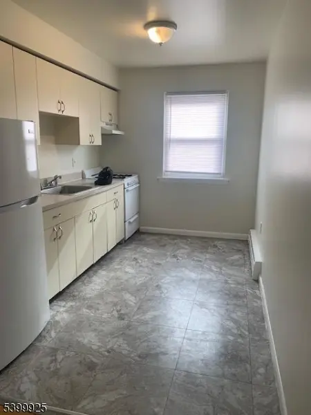 Passaic City, NJ 07055,38-56 Hoover Ave #4A