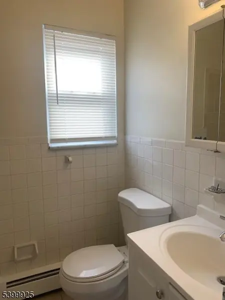 Passaic City, NJ 07055,38-56 Hoover Ave #4A