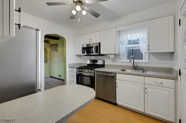 Cedar Grove Twp., NJ 07009,6 Hillside Ave