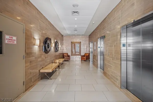 New Brunswick City, NJ 08901,110 Somerset Street #2205